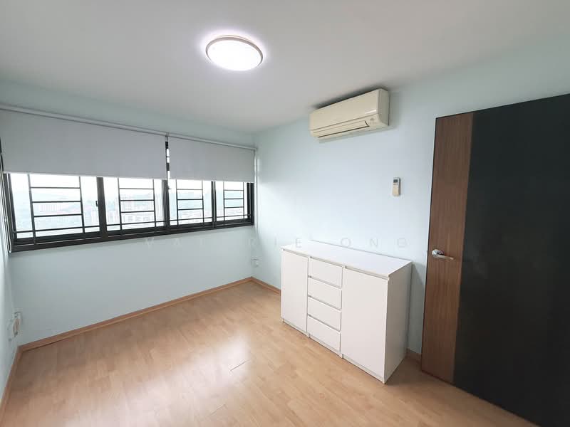 17 Telok Blangah Crescent, 17 Telok Blangah Crescent, 2 Bedrooms, 1,076 sqft, HDB Flat For Rent, by Valerie Ong, 500067963 - Common Bedroom 1 - PropertyGuru.com.sg
