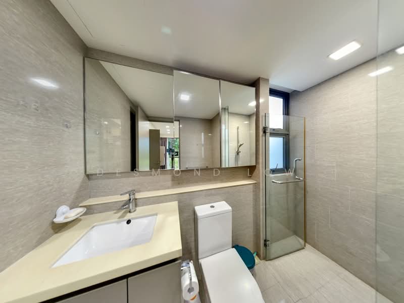 Waterwoods Executive Condominium For Sale at S$ 1,300,000 | PropertyGuru Singapore - Bathroom