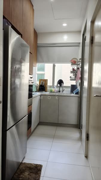 East Coast Residences, 412 Upper East Coast Road, 3 Bedrooms, 1,001 sqft, Condominium For Rent, by Desmond Mok, 500067976 - Kitchen - PropertyGuru.com.sg