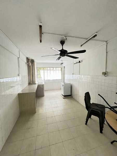 713 Clementi West Street 2, 713 Clementi West Street 2, 2 Bedrooms, 721 sqft, HDB Flat For Rent, by Vincent Ong, 500067986 - Kitchen - PropertyGuru.com.sg