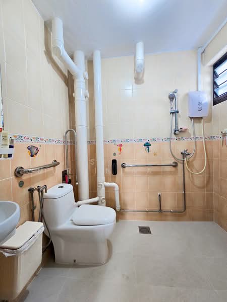 56 Geylang Bahru HDB Flat For Sale at S$ 750,000 | PropertyGuru Singapore - Bathroom