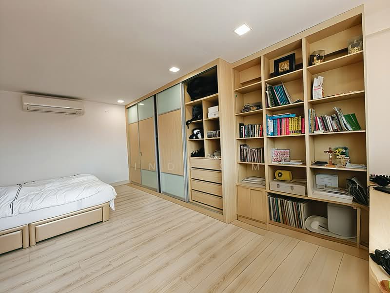 West Coast Gardens Terraced House For Sale at S$ 4,688,888 | PropertyGuru Singapore - Bedroom