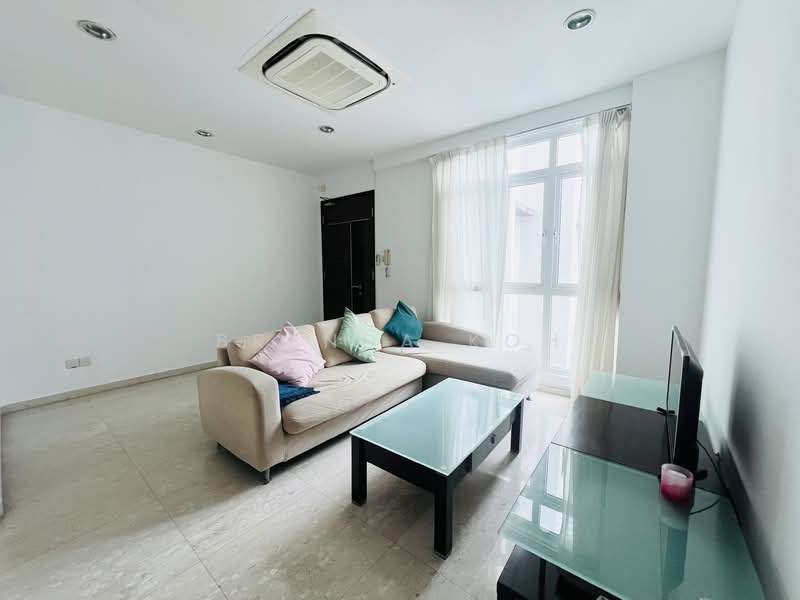 The Champagne, 380 Changi Road, 3 Bedrooms, 1,119 sqft, Apartment For Rent, by Brenda Koh, 500068002 - Living Room - PropertyGuru.com.sg