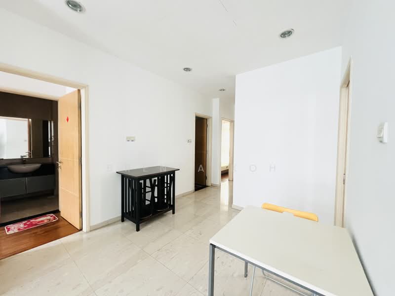 The Champagne, 380 Changi Road, 3 Bedrooms, 1,119 sqft, Apartment For Rent, by Brenda Koh, 500068002 - Bathroom - PropertyGuru.com.sg