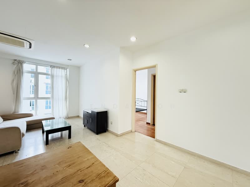 The Champagne, 380 Changi Road, 3 Bedrooms, 1,119 sqft, Apartment For Rent, by Brenda Koh, 500068002 - Living Room - PropertyGuru.com.sg