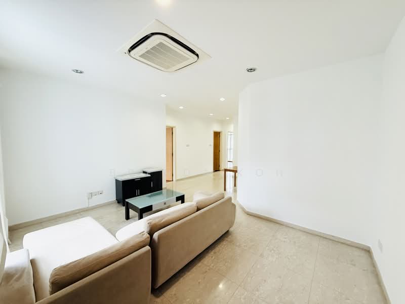 The Champagne, 380 Changi Road, 3 Bedrooms, 1,119 sqft, Apartment For Rent, by Brenda Koh, 500068002 - Living Room - PropertyGuru.com.sg