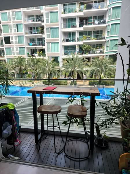 Parc Emily Condominium For Sale at S$ 1,980,000 | PropertyGuru Singapore - Balcony