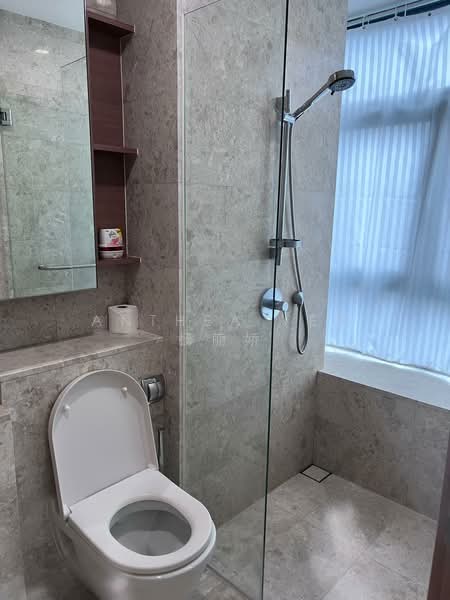 Soleil @ Sinaran, 2 Sinaran Drive, 2 Bedrooms, 958 sqft, Condominium For Rent, by Anthea Yeo 杨丽娇, 500068018 - Bathroom - PropertyGuru.com.sg