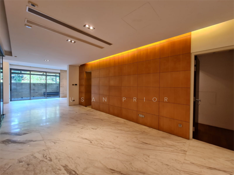 Ladyhill Utterly Exclusive 3+2 Lush Eleganace, , 3 Bedrooms, 3,225 sqft, Condominium For Rent, by Susan Prior, 500068021 - Living Room - PropertyGuru.com.sg