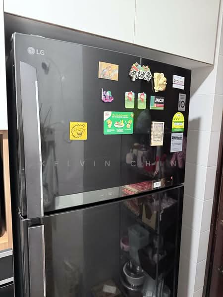 Parc Oasis, 53 Jurong East Avenue 1, 3 Bedrooms, 1,378 sqft, Condominium For Rent, by Kelvin Chin, 500068022 - Kitchen - PropertyGuru.com.sg