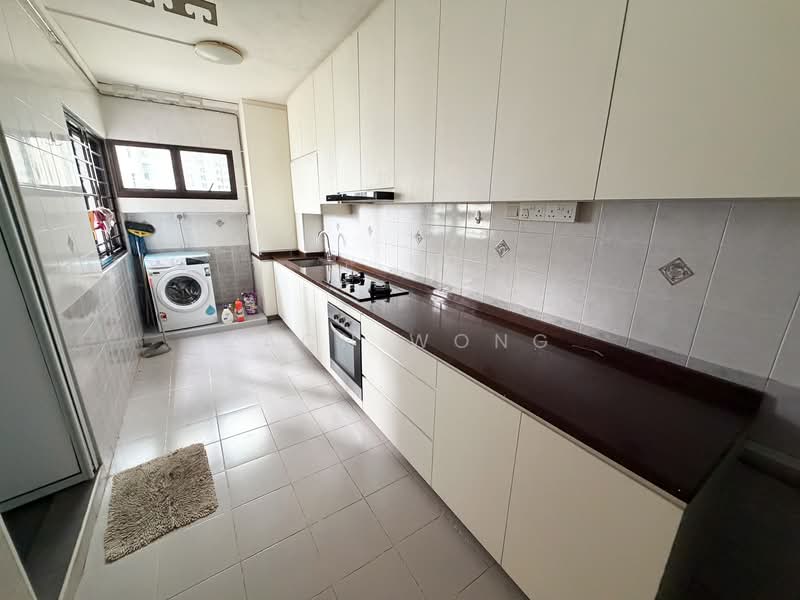 55 Strathmore Avenue, 55 Strathmore Avenue, 3 Bedrooms, 1,022 sqft, HDB Flat For Rent, by Zach Wong, 500068024 - Kitchen - PropertyGuru.com.sg