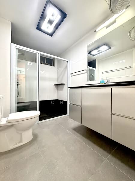 Cheng Soon Garden Semi-Detached House For Sale at S$ 7,500,000 | PropertyGuru Singapore - Bathroom