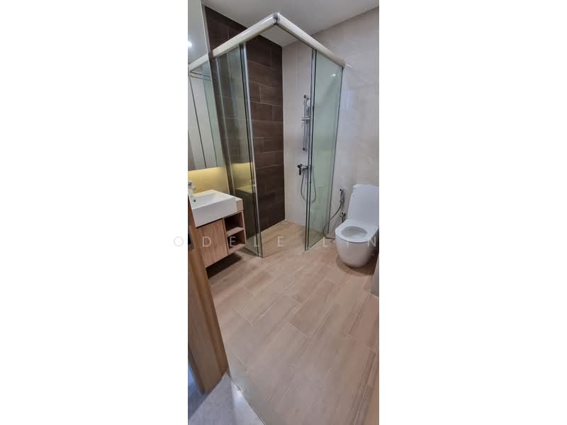 Urban Treasures Condominium For Sale at S$ 1,460,000 | PropertyGuru Singapore - Bathroom