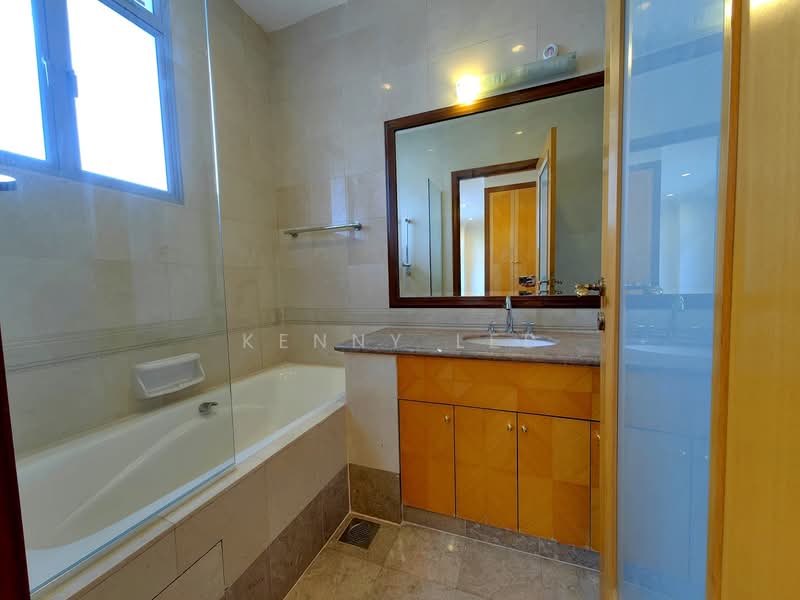 Villas Holland, 4 Bukit Sedap Road, 6 Bedrooms, 12,486 sqft, Good Class Bungalow For Rent, by Kenny Lee, 500068049 - Level 1 - Guest Room Ensuite Bath - PropertyGuru.com.sg