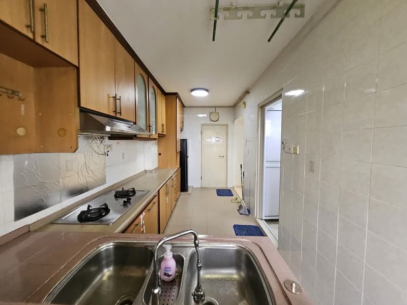 692B Choa Chu Kang Crescent, 692B Choa Chu Kang Crescent, 3 Bedrooms, 968 sqft, HDB Flat For Rent, by Mark G, 500068056 - Kitchen - PropertyGuru.com.sg