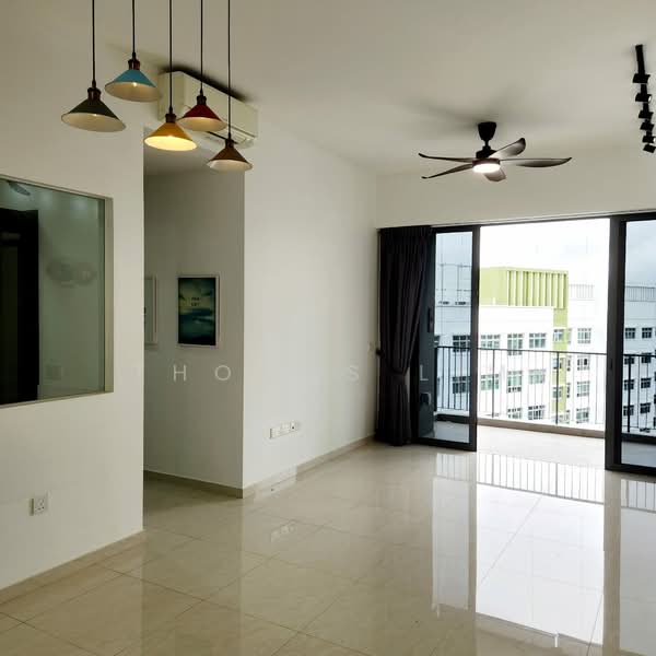 Signature At Yishun Executive Condominium For Sale at S$ 1,380,000 | PropertyGuru Singapore - Living Room