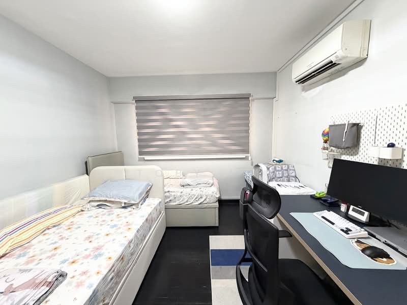 231 Bishan Street 23 HDB Flat For Sale at S$ 1,328,000 | PropertyGuru Singapore - Bedroom