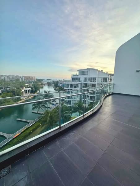 Turquoise, 51 Cove Drive, 3 Bedrooms, 3,111 sqft, Condominium For Rent, by Michele Cabasug, 500068082 - Balcony - PropertyGuru.com.sg