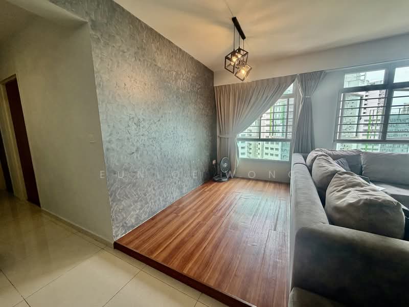 184A Woodlands Street 13 HDB Flat For Sale at S$ 825,000 | PropertyGuru Singapore - Potential 4th Room/ Study Space