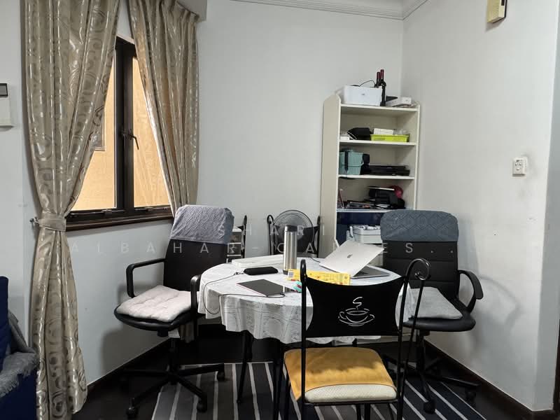 High Floor 2 Bedrooms. Serious Seller, Offer Today to Enjoy the New Bayshore Area. Condominium For Sale at S$ 1,300,000 | PropertyGuru Singapore - Interior