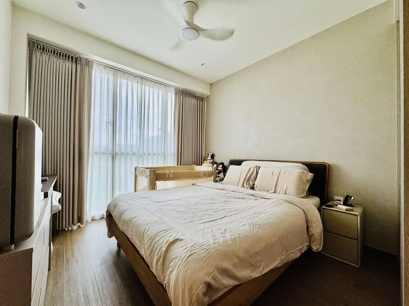 The Vales Condominium For Sale at S$ 1,268,000 | PropertyGuru Singapore - Bedroom