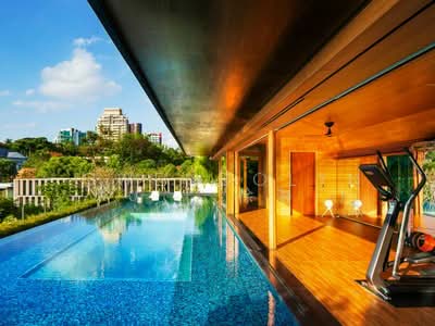 For Rent - Bishopsgate — A Rare Urban Sanctuary