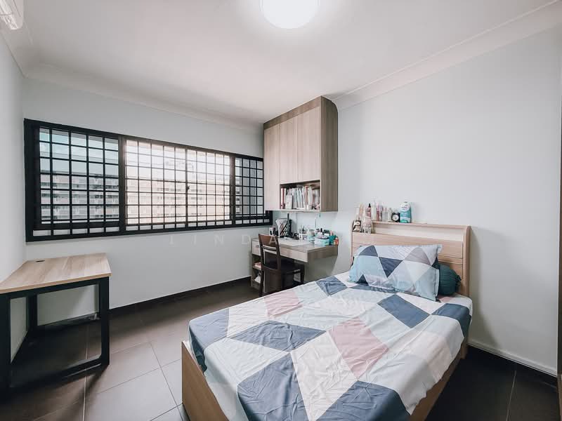 632 Veerasamy Road HDB Flat For Sale at S$ 850,000 | PropertyGuru Singapore - Bedroom