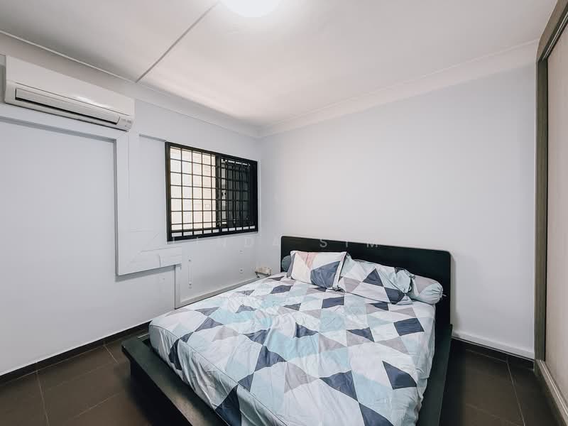 632 Veerasamy Road HDB Flat For Sale at S$ 850,000 | PropertyGuru Singapore - Bedroom