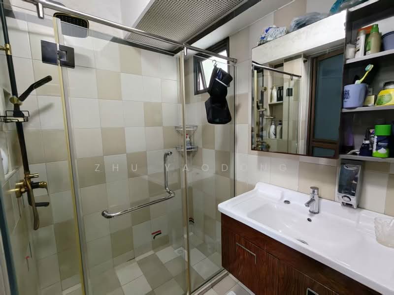 88 Dawson Road HDB Flat For Sale at S$ 1,080,000 | PropertyGuru Singapore - Bathroom