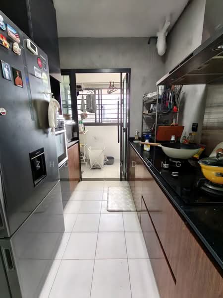88 Dawson Road HDB Flat For Sale at S$ 1,080,000 | PropertyGuru Singapore - Kitchen