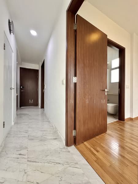 Naung Residence Apartment For Sale at S$ 950,000 | PropertyGuru Singapore - Corridor