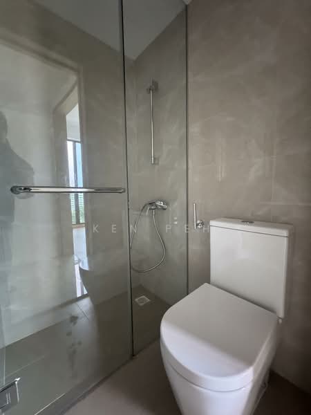 Treasure at Tampines, 57 Tampines Lane, 2 Bedrooms, 614 sqft, Condominium For Rent, by Ken Peh, 500068225 - Bathroom - PropertyGuru.com.sg