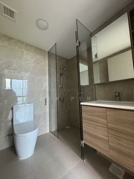 Treasure at Tampines, 57 Tampines Lane, 2 Bedrooms, 614 sqft, Condominium For Rent, by Ken Peh, 500068225 - Bathroom - PropertyGuru.com.sg