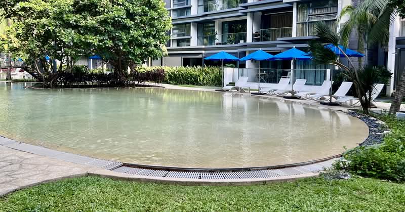 Hedges Park Condominium Condominium For Sale at S$ 1,049,900 | PropertyGuru Singapore - Beach pool