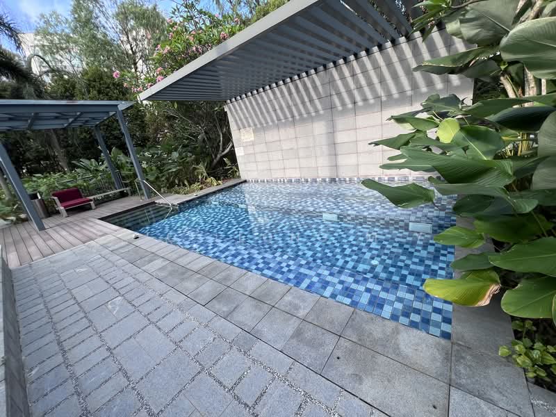Hedges Park Condominium Condominium For Sale at S$ 1,049,900 | PropertyGuru Singapore - Jacuzzi