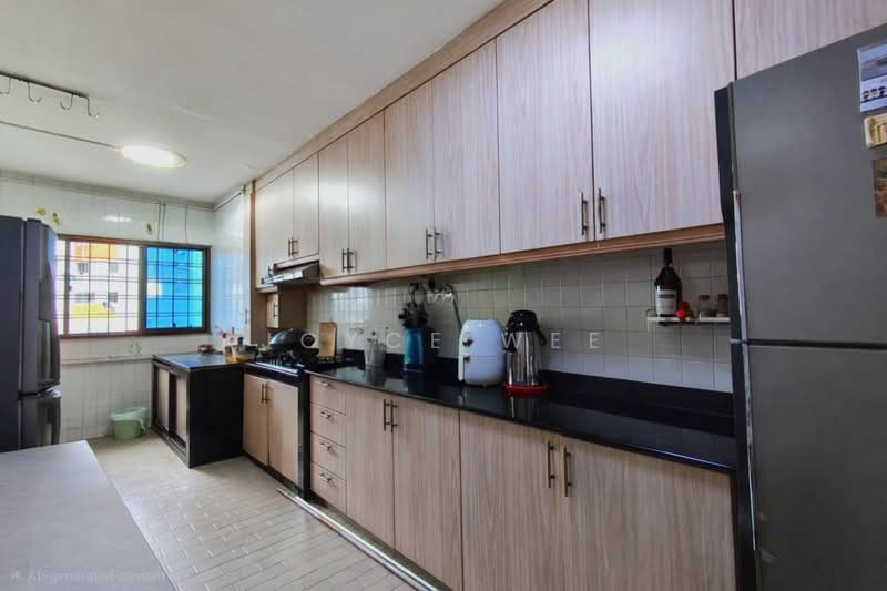 1 Teck Whye Avenue HDB Flat For Sale at S$ 549,000 | PropertyGuru Singapore - Kitchen