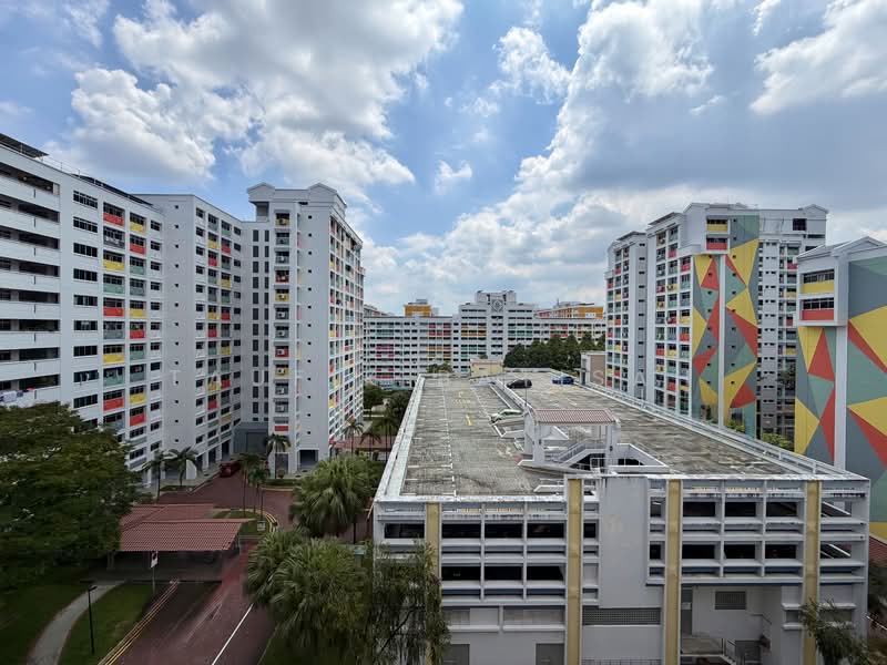 854 Jurong West Street 81 HDB Flat For Sale at S$ 610,000 | PropertyGuru Singapore - Exterior