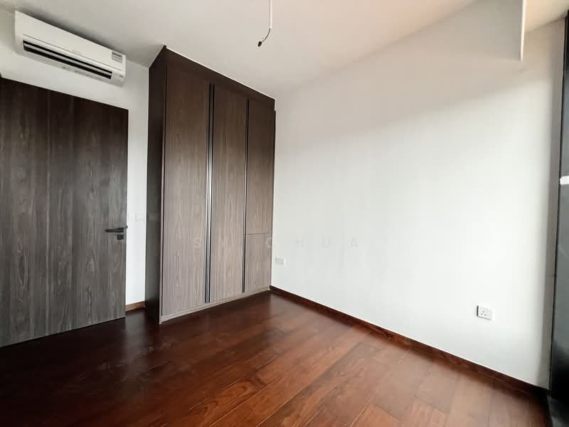 Midtown Modern Condominium For Sale at S$ 2,200,000 | PropertyGuru Singapore