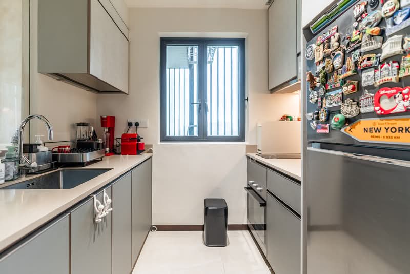 Normanton Park Condominium For Sale at S$ 1,600,000 | PropertyGuru Singapore - Kitchen