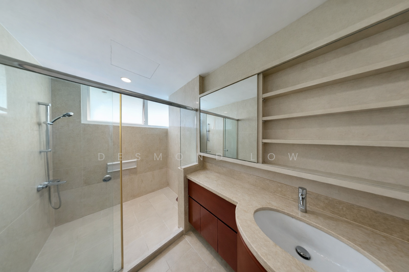 Dahlia Park Condo Condominium For Sale at S$ 1,600,000 | PropertyGuru Singapore - Bathroom