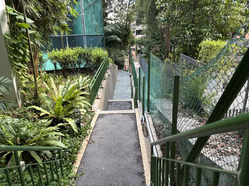 Holland Peak Condominium For Sale at S$ 3,300,000 | PropertyGuru Singapore - Side Gate To Amenities 