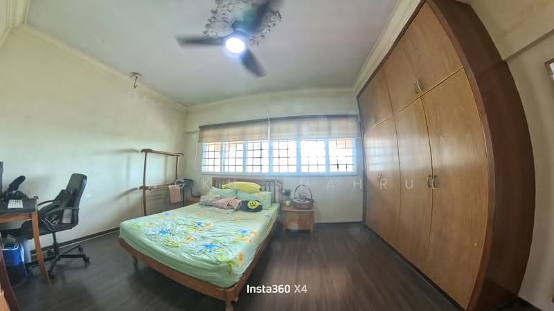 842 Sims Avenue HDB Flat For Sale at S$ 1,200,000 | PropertyGuru Singapore - Master Bedroom