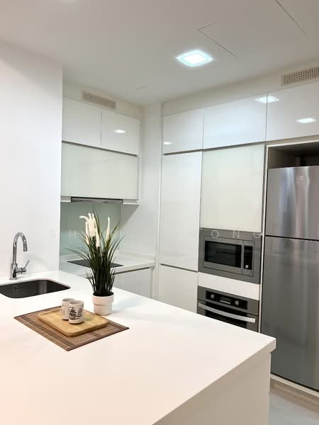 Soleil @ Sinaran, 2 Sinaran Drive, 1 Bedroom, 581 sqft, Condominium For Rent, by Sharon Wong, 500068289 - Kitchen - PropertyGuru.com.sg