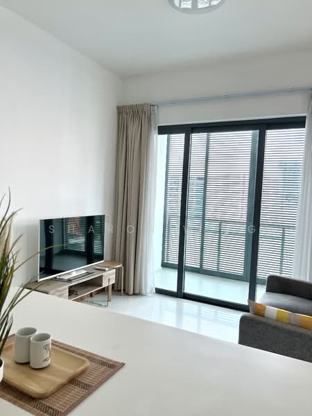 Soleil @ Sinaran, 2 Sinaran Drive, 1 Bedroom, 581 sqft, Condominium For Rent, by Sharon Wong, 500068289 - Living Room - PropertyGuru.com.sg