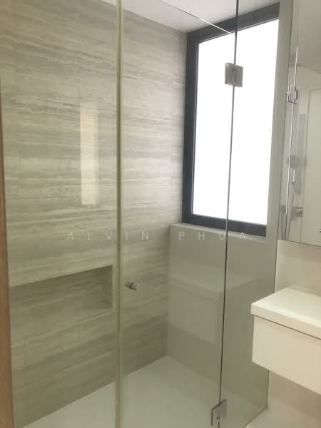 d'Leedon (Former Farrer Court), 11 Leedon Heights, 3 Bedrooms, 1,281 sqft, Condominium For Rent, by Alvin Phua, 500068309 - Bathroom - PropertyGuru.com.sg