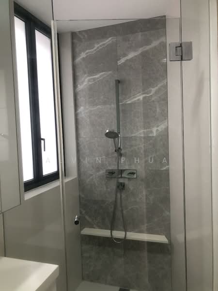 d'Leedon (Former Farrer Court), 11 Leedon Heights, 3 Bedrooms, 1,281 sqft, Condominium For Rent, by Alvin Phua, 500068309 - Bathroom - PropertyGuru.com.sg