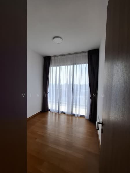 Stirling Residences, 21 Stirling Road, 3 Bedrooms, 1,055 sqft, Condominium For Rent, by Vivian Wong, 500068310 - PropertyGuru.com.sg