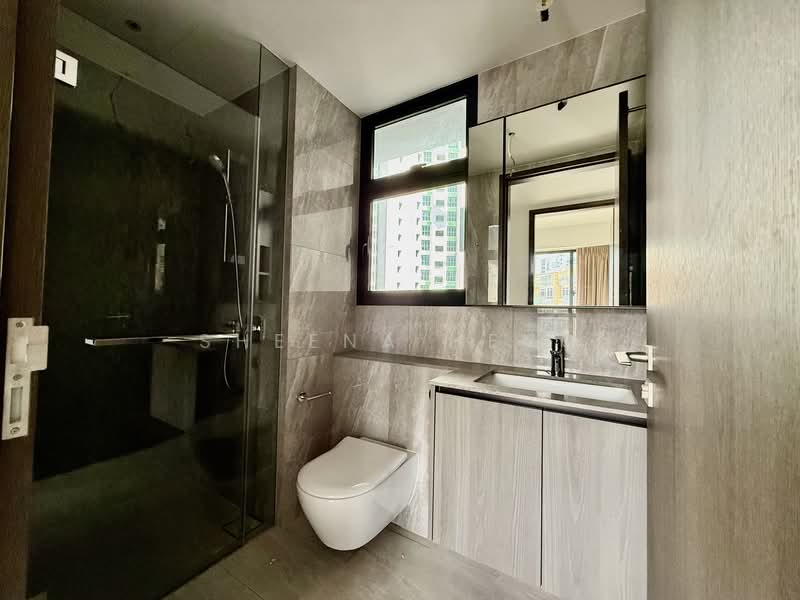 Piccadilly Grand, Northumberland Road, 3 Bedrooms, 1,076 sqft, Condominium For Rent, by Sheena Heng, 500068342 - Bathroom - PropertyGuru.com.sg