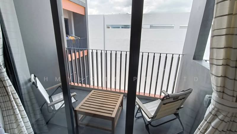 Rezi 24 Apartment For Sale at S$ 899,999 | PropertyGuru Singapore - Balcony