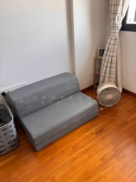 Rezi 24 Apartment For Sale at S$ 899,999 | PropertyGuru Singapore - Interior